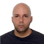 Profesor titulado en español con conocimientos de inglés, con más de 3 años de experiencia en clases online a extranjeros